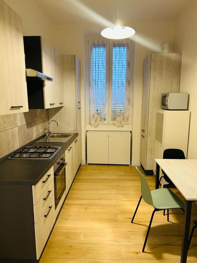 Easy Room Italy Rogoredo Milan Bagian luar foto